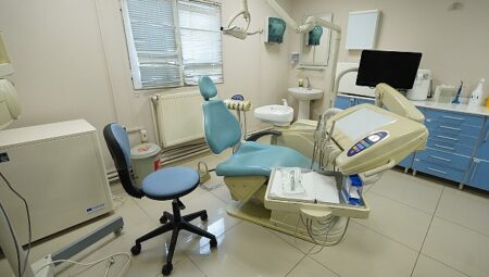 Avcılar Belediyesi’nden Ağız ve Diş Sağlığına Ücretsiz Destek