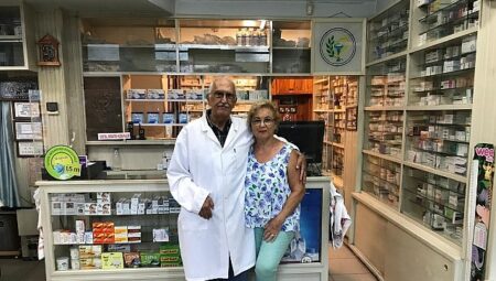 Eczacılık ile yarım asırlık şifa yolculuğu