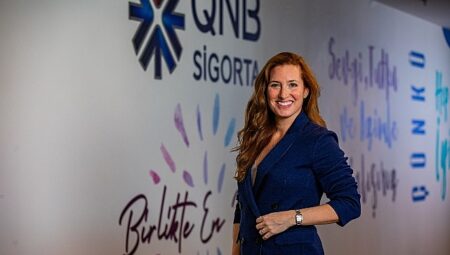 QNB Sigorta, N.A.R. Projesi ile   genç kızların eğitim ve kariyer yolculuğuna rehberlik ediyor