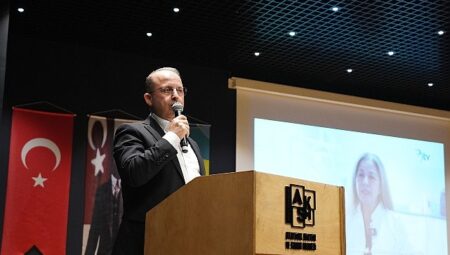 Tıp Bayramı’nda Sağlık Çalışanları Aynı Sofrada Buluştu