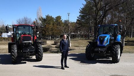 Konya Tarım Fuarı’nda TürkTraktör Standını Ziyaret Edenlere New Holland T580B Kazanma Fırsatı