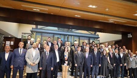 Zeytin ve Zeytinyağı İhracatçılarınde Emre Uygun güven tazeledi